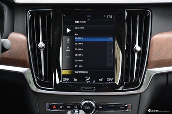 2019款沃尔沃S90 2.0T自动T5智远版