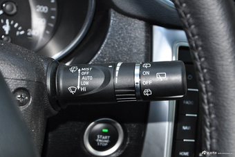 2017款哈弗H6 Coupe 2.0T自动两驱精英型红标