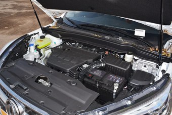 2016款东风MX5 2.0L自动旗舰型