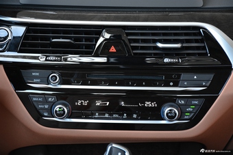 2018款宝马5系2.0T自动528Li上市特别版