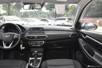 2018款逸行1.6L自动逸享版