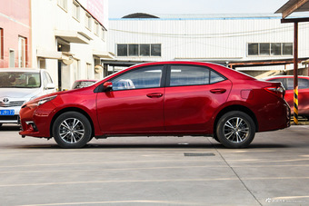 2017款雷凌1.2T V自动豪华版