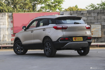 2017款猎豹CS91.5L自动风尚型 