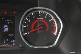 2018款东南DX3 SRG 1.5T自动旗舰型