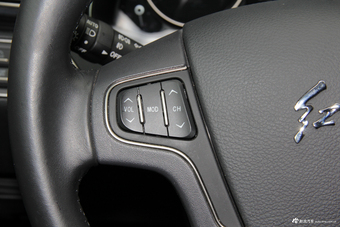 2018款红旗H7 3.0T自动尊崇版35V6