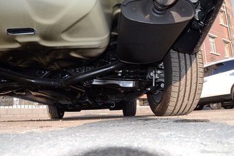 2017款探险者 2.3T自动精英版（白）