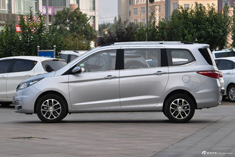 2017款欧尚1.5L手动精英型