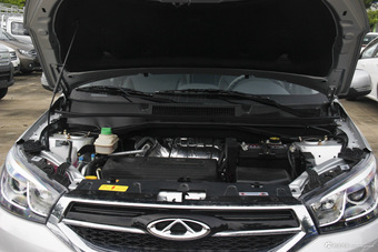  2015款瑞虎3 1.6L自动智尚周年运动版 钻石银