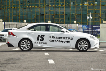 2015款雷克萨斯IS 2.0T自动200t F SPORT