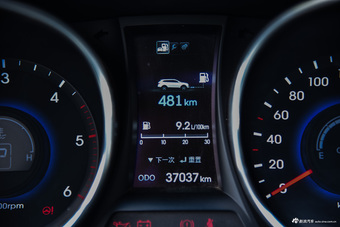 2013款格锐2.2T自动 7座四驱舒适型