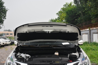 2019款楼兰2.5L自动XL智联豪华版