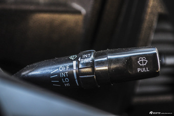 2016款战旗2.0L手动CK豪华型 国IV