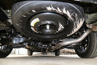 2017款英菲尼迪QX60 2.5T Hybrid两驱卓越版