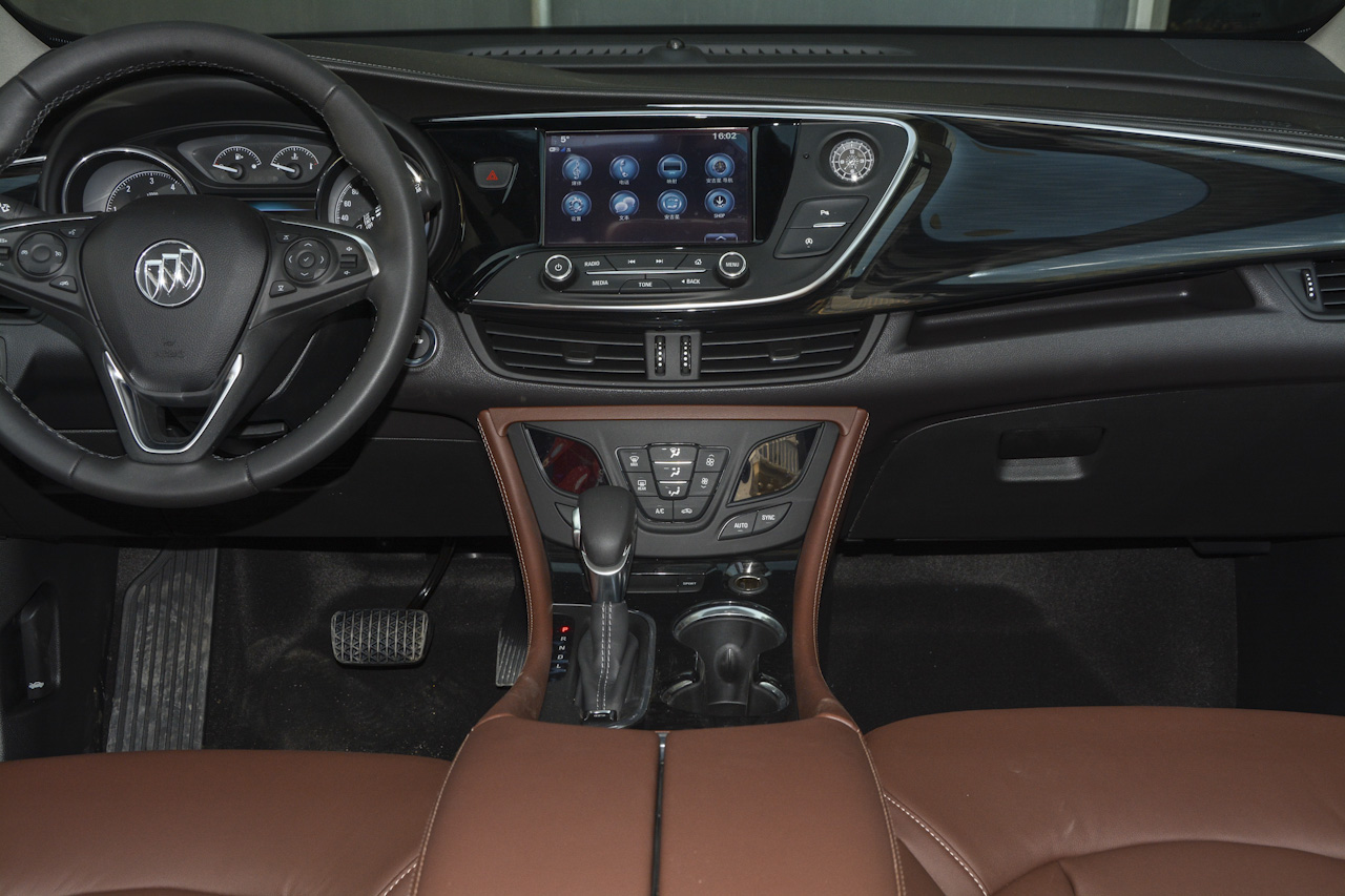 2018款昂科威2.0T自动四驱精英型28T