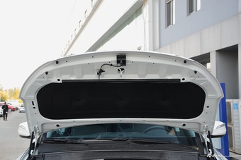 2017款现代全新胜达 2.0T 自动四驱智能型7座