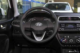 2017款瑞纳1.4L自动跃享版