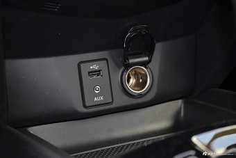 2017款日产逍客 2.0L自动精英版