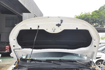 2016款驭胜S330 1.5T自动两驱舒适版