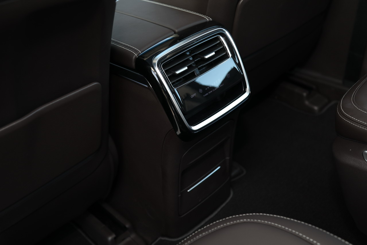 2019款吉利嘉际 1.5TD MHEV DCT尊享型