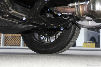 2018款欧蓝德2.0L自动两驱嘉乐版7座