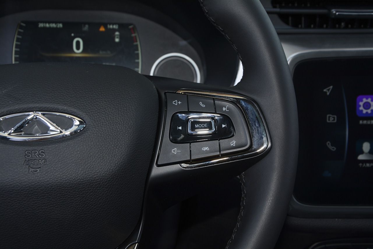 2018款瑞虎8 1.5T自动旗舰型 5座