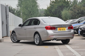 2019款宝马3系2.0T自动时尚型320Li