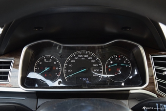 2017款大迈X7 1.8T手动豪华型