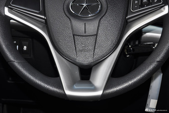 2016款瑞风S3 1.5L自动CVT豪华型 典雅白