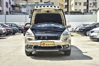 2016款自由光2.4L自动专业版+智能包 流沙金