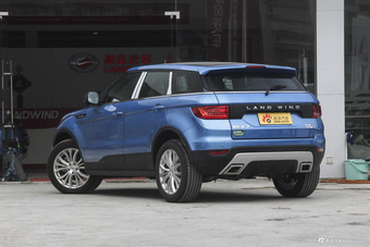 2015款陆风X7 2.0T自动全景尊贵版