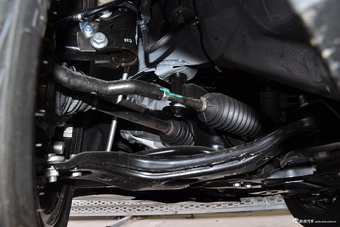 2016款众泰Z300 1.5L手动尊享型