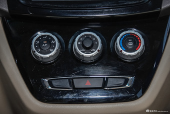 2015款金杯750 1.5L手动旗舰型