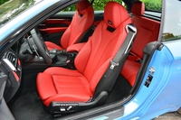 2017款宝马M4自动敞篷轿跑车