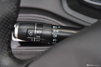 2017款瑞虎7 SPORT 1.5T自动精英版