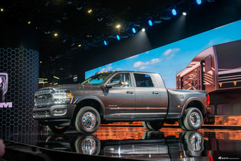 实拍全新道奇Ram 2500 HD 史上最能干的重型皮卡