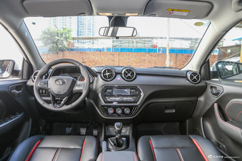 2016款东南DX3  1.5L手动豪华型图片