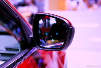 吉利博越至尊型