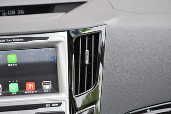 2017款比亚迪e5 300 尊贵型