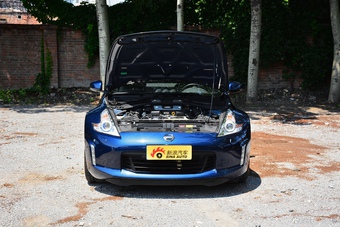 2015款日产370Z 3.7L自动Coupe