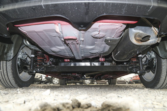 2016款悦翔V7 1.6L自动乐动型国V