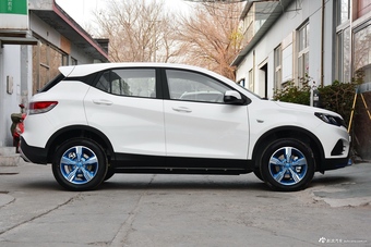2018款东南DX3 EV400 豪华版
