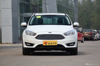 2017款福克斯三厢1.6L手动风尚型智行版