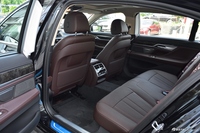 2017款宝马7系740Le插电混动