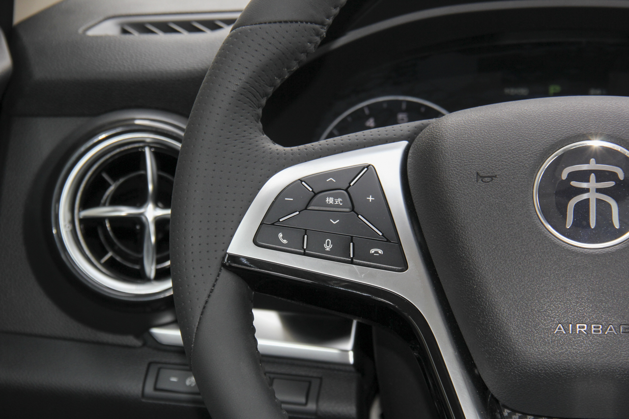 2019款比亚迪宋1.5TI自动智联越享型