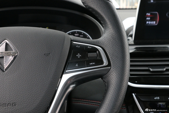 2018款宝沃BX6 2.0T自动28T 四驱GT至酷型