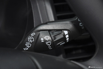 2016款撼路者2.0T自动四驱菁英版汽油