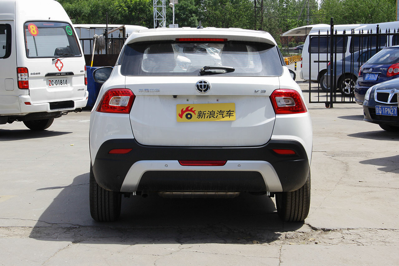 2016款中华V3 1.5L手动智能型