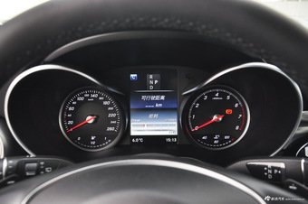 2017款奔驰GLC200 2.0T自动 4MATIC
