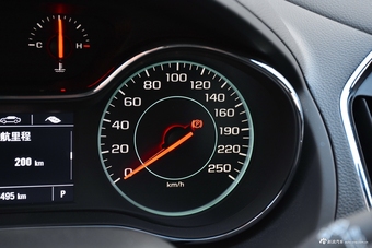 2018款科鲁兹两厢1.4T 双离合领锋版330T