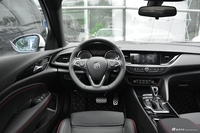 2018款君威GS 2.0T自动穿越火线联名限量版28T